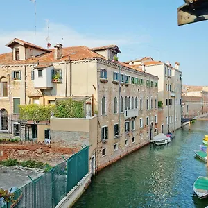 Dolcevita N. 465 Biennale Appartement Venise